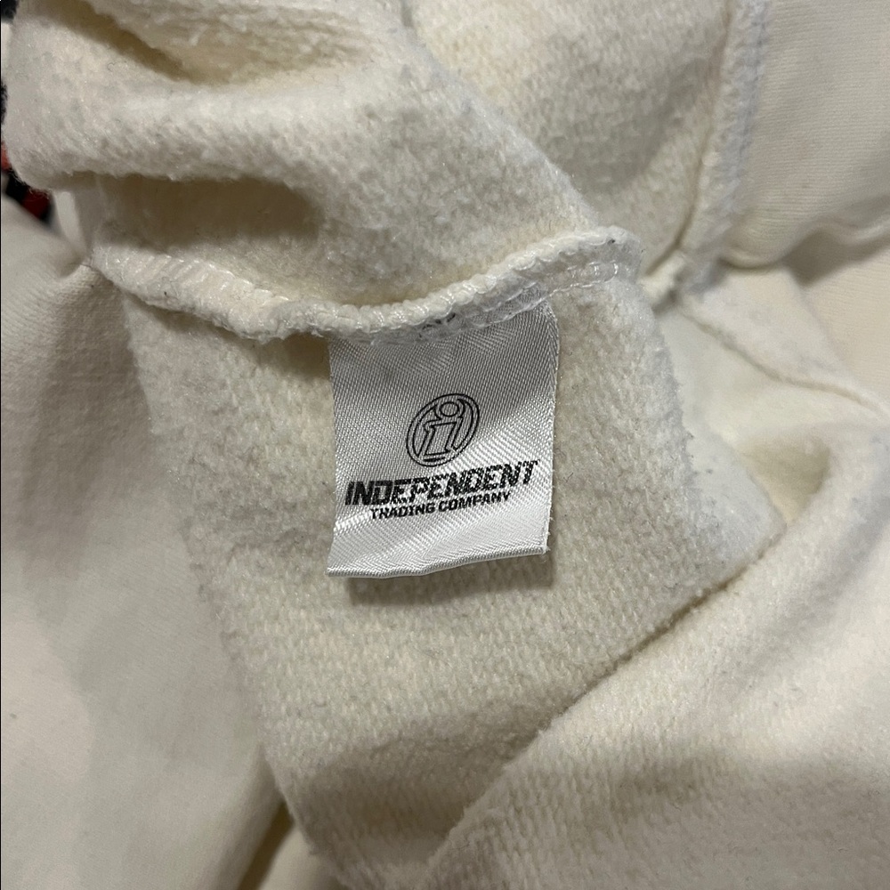 Official Harry Styles Love on Tour Concert Sweatshirt - Picture 4 of 6